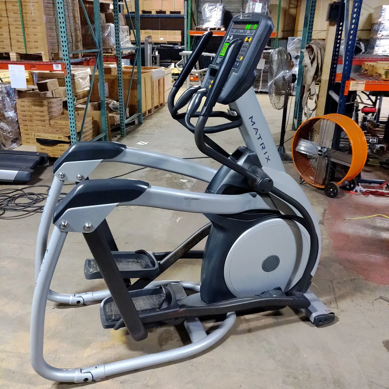 Matrix Elliptical Suspension Trainer With E5x Console Commercial Model
