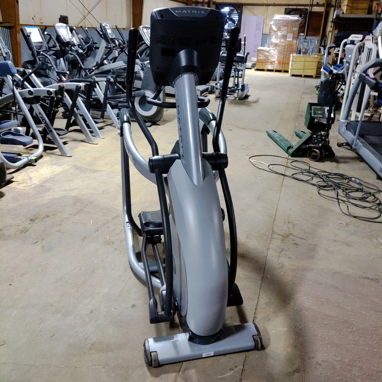 Matrix Elliptical Suspension Trainer With E5x Console Commercial Model