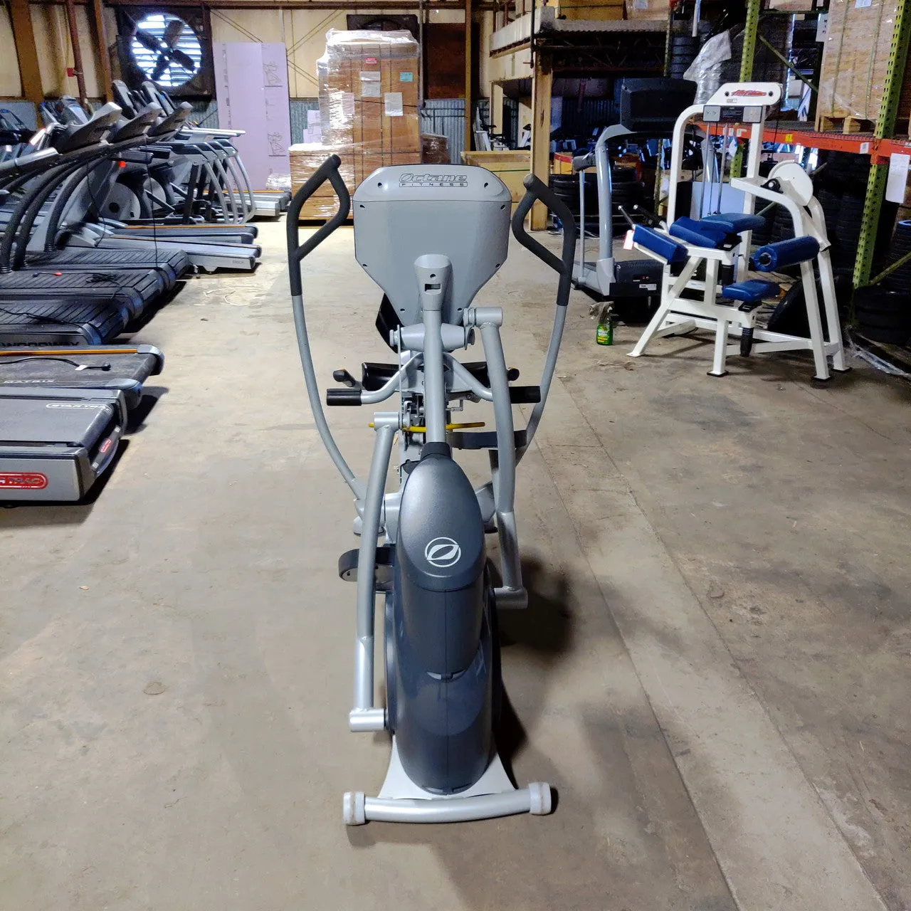 Octane Seated Seated Recumbent Elliptical xRide