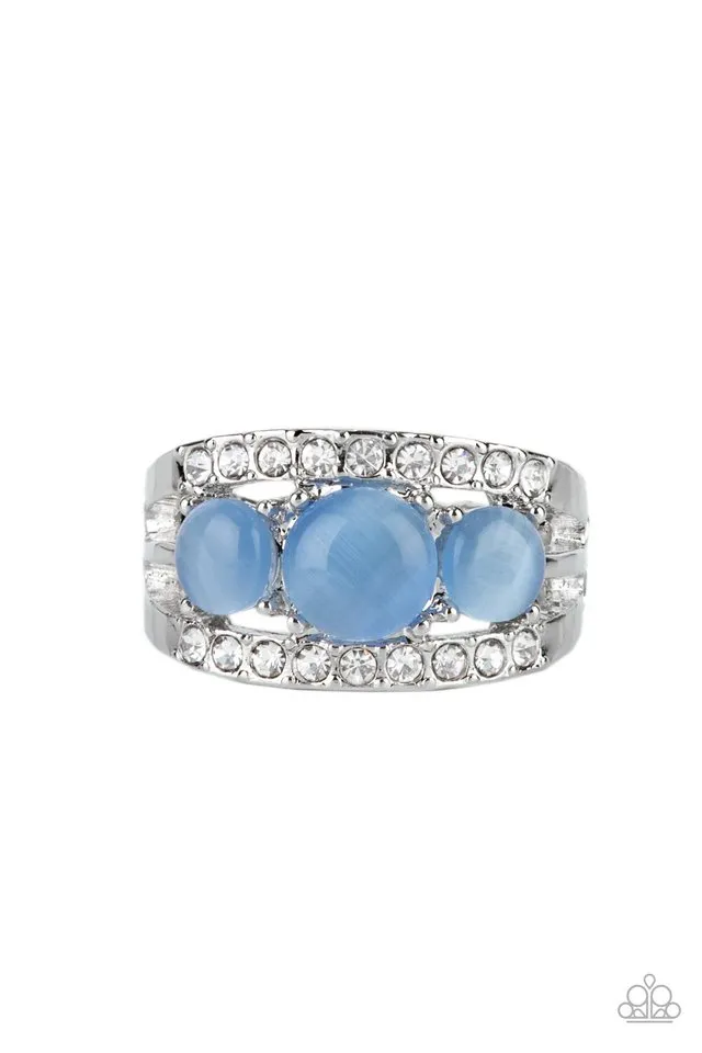 Paparazzi Ring ~ Majestically Mythic - Blue