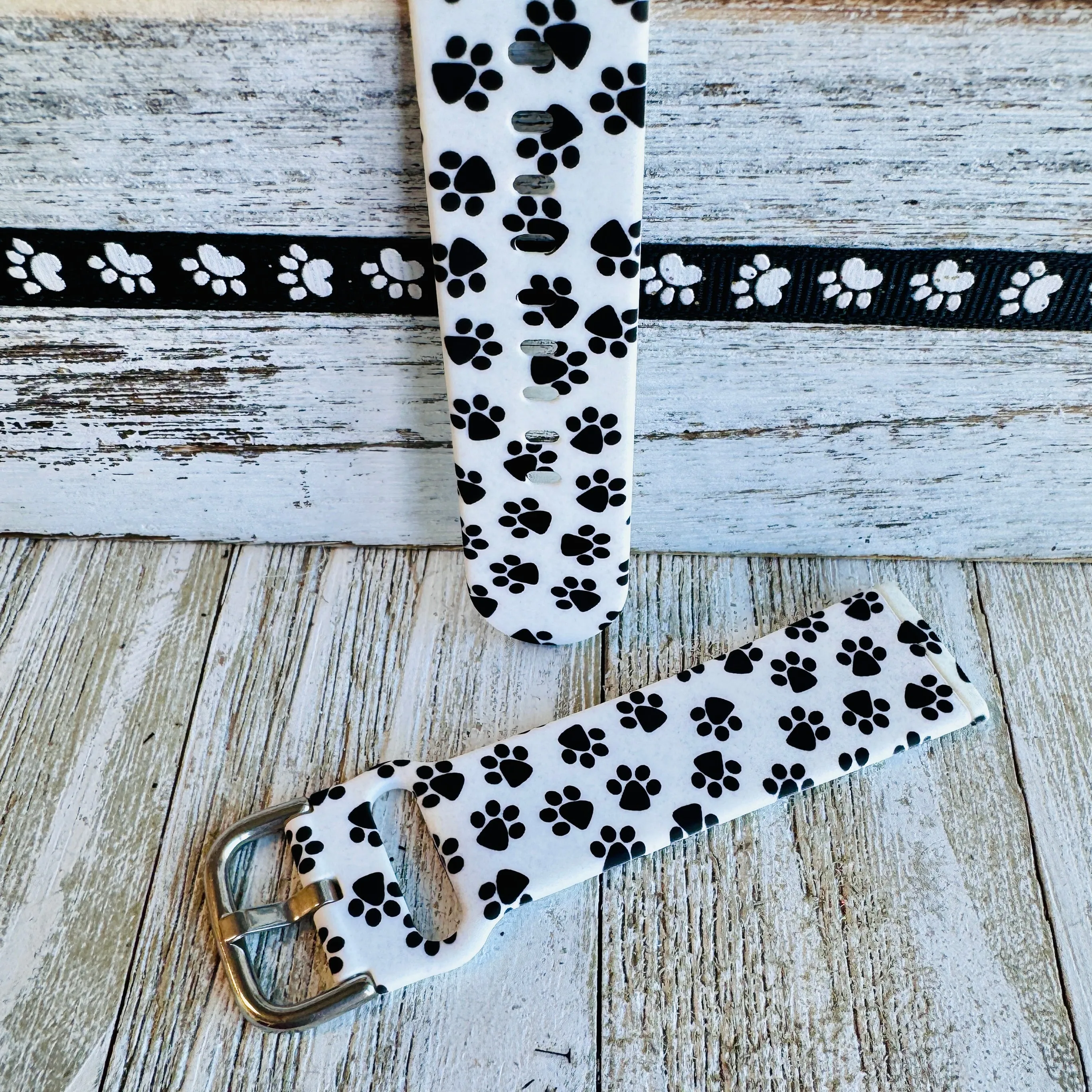 Paw Print White Background Print Silicone Band For Fitbit Versa 3/4/Sense