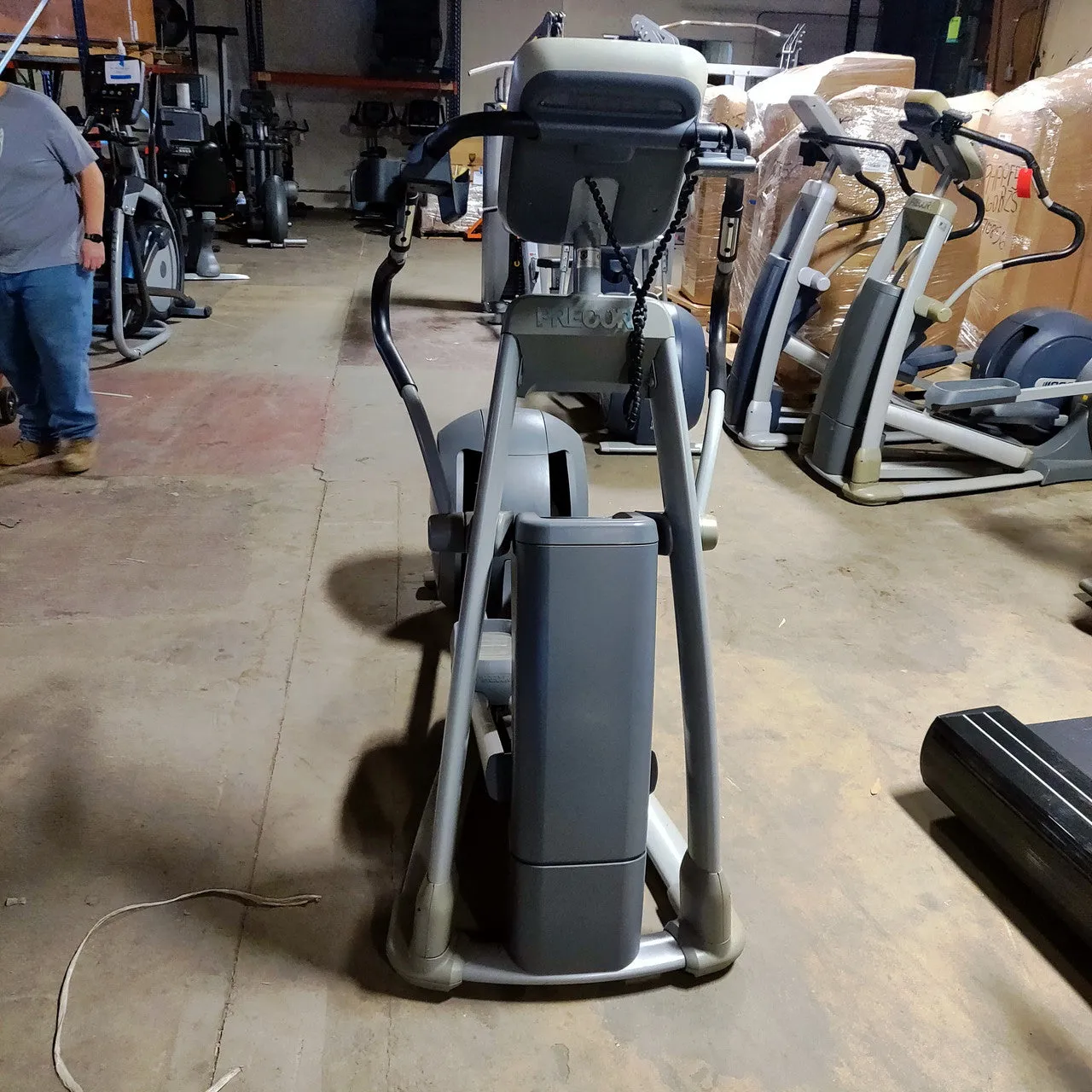 Precor Elliptical EFX 833 Commercial Grade